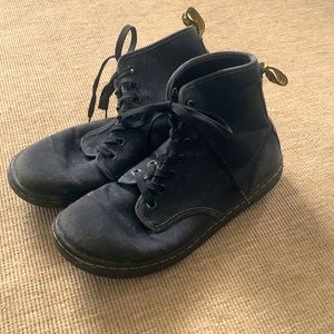 Dr. Marten’s Shoreditch Boot